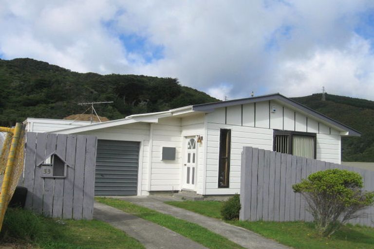 Photo of property in 33 Hazlewood Avenue, Karori, Wellington, 6012