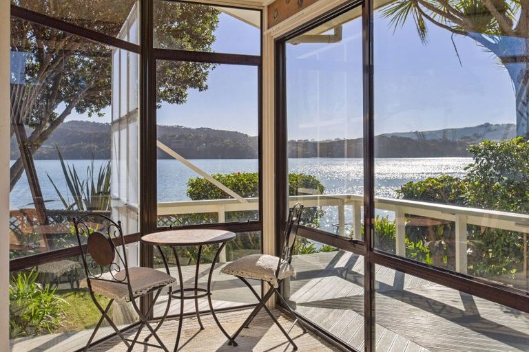 Photo of property in 58a Wallis Street, Raglan, 3225