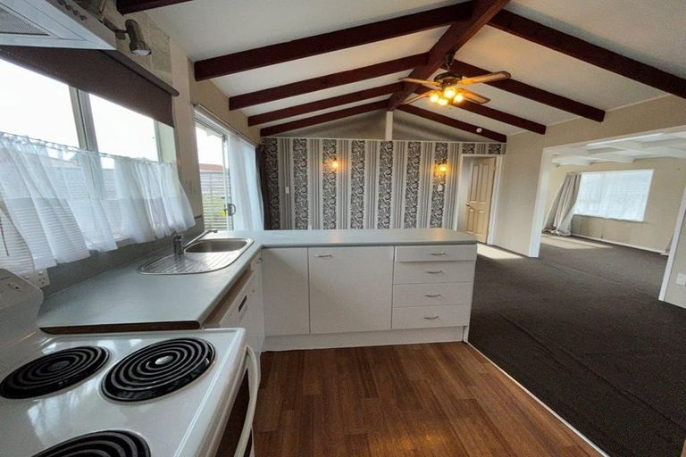 Photo of property in 60a Percy Road, Papamoa Beach, Papamoa, 3118