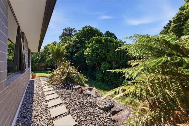 Photo of property in 7a Pipitea Place, Whalers Gate, New Plymouth, 4310