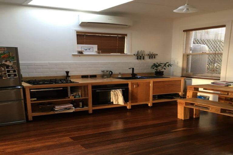 Photo of property in 24 Baden Road, Hataitai, Wellington, 6021