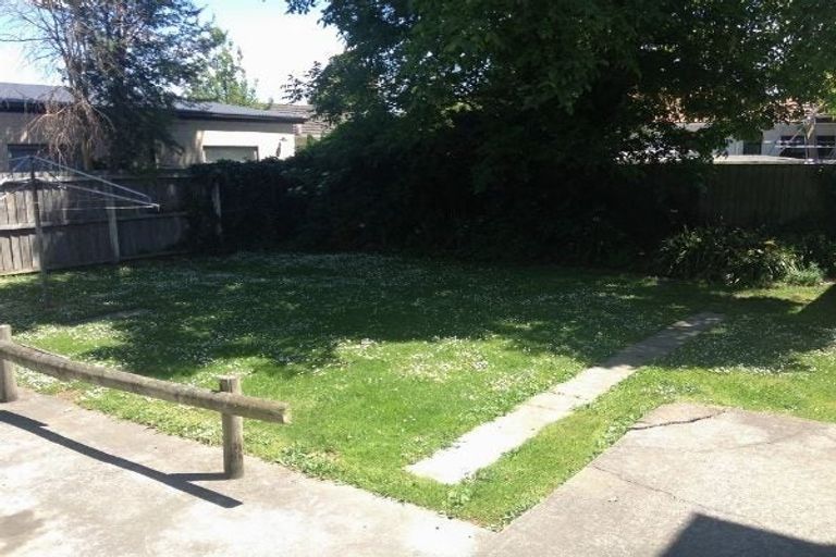 Photo of property in 3 Tara Street, Riccarton, Christchurch, 8041