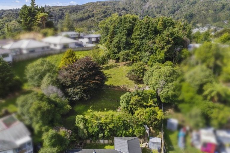 Photo of property in 23 Morrison Grove, Stokes Valley, Lower Hutt, 5019