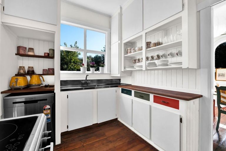 Photo of property in 87 South Road, Manaia, 4612