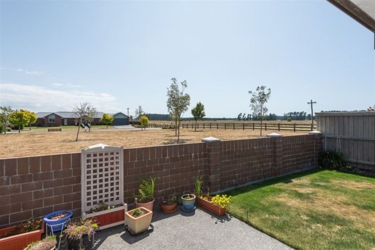 Photo of property in 48 Brockelbank Drive, Kaiapoi, 7630