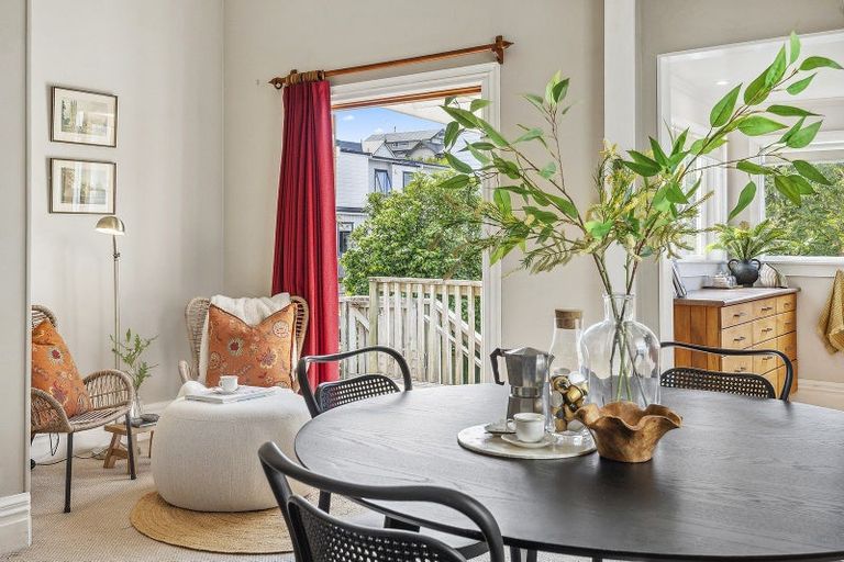 Photo of property in 491 Adelaide Road, Berhampore, Wellington, 6023