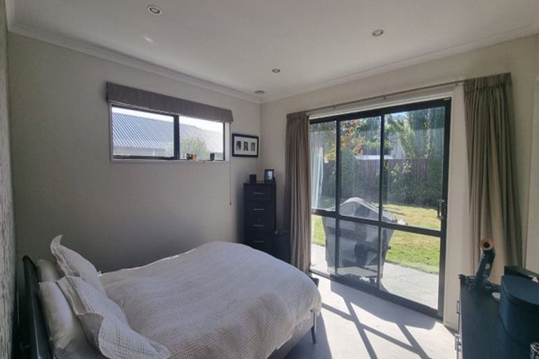 Photo of property in 43 Onslow Road, Lake Hayes, Queenstown, 9304