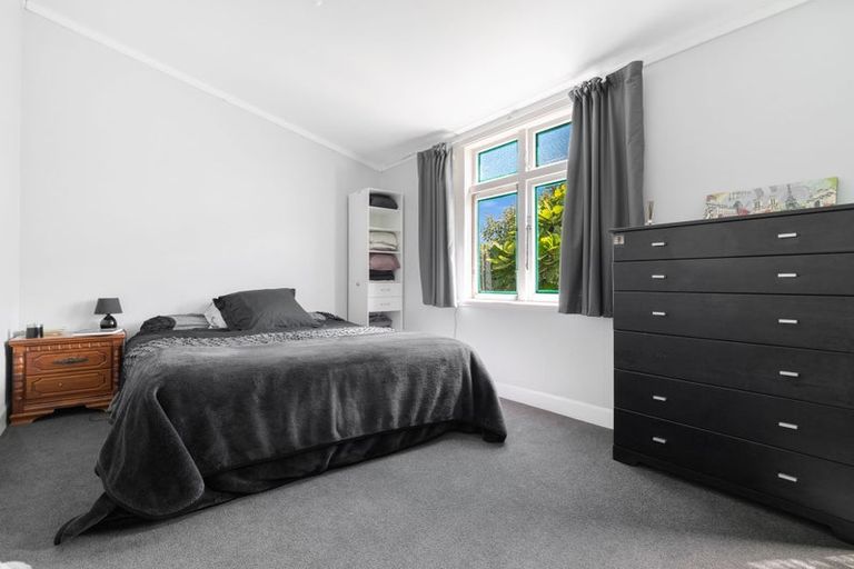 Photo of property in 57 Garfield Road, Helensville, 0800