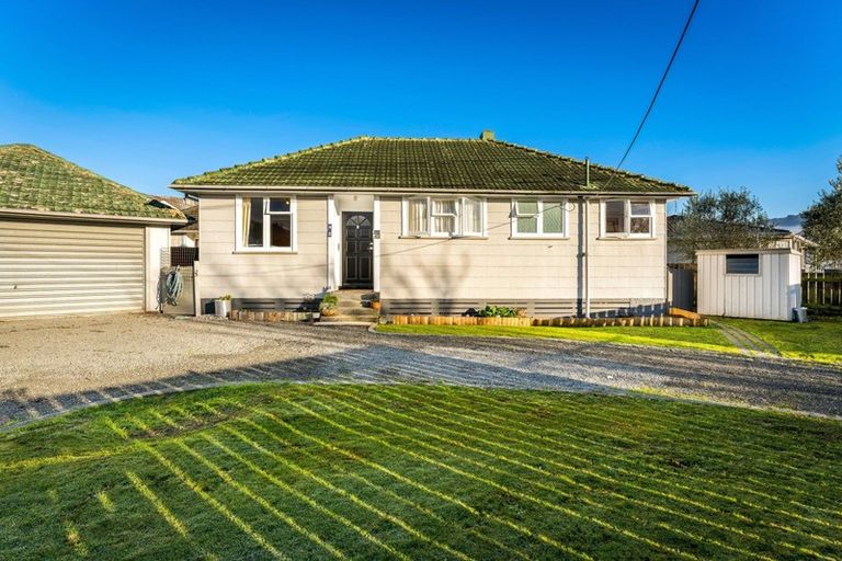 Photo of property in 42 Miro Street, Trentham, Upper Hutt, 5018