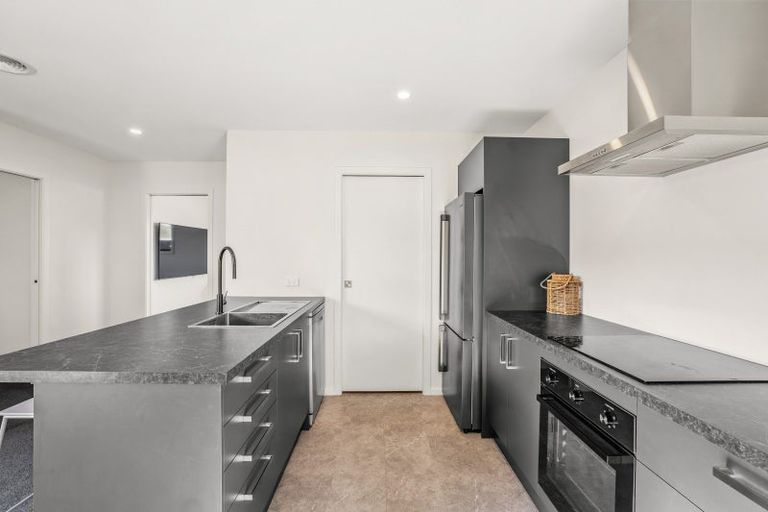 Photo of property in 149 Burdon Loop, Lake Hawea, 9382