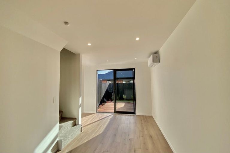 Photo of property in 232 Geraldine Street, Edgeware, Christchurch, 8013