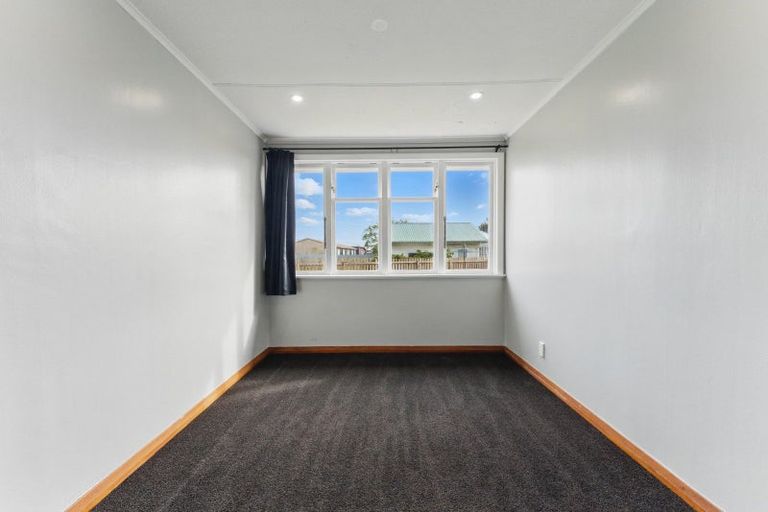 Photo of property in 11 Ward Street, Bulls, 4818