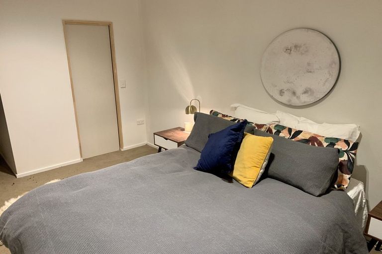 Photo of property in 33 Barbour Street, Waltham, Christchurch, 8011