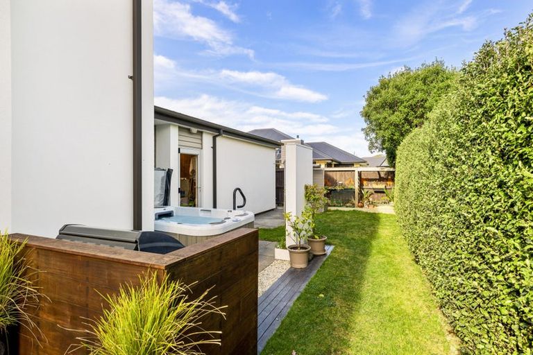 Photo of property in 2 Albion Lane, Hillmorton, Christchurch, 8024