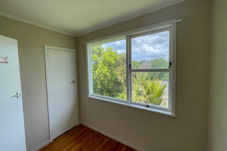 Photo of property in 34 Chislehurst Street, Henderson, Auckland, 0612