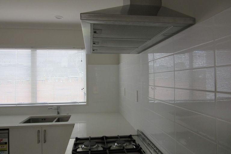 Photo of property in 13 Paulownia Place, Totara Heights, Auckland, 2105