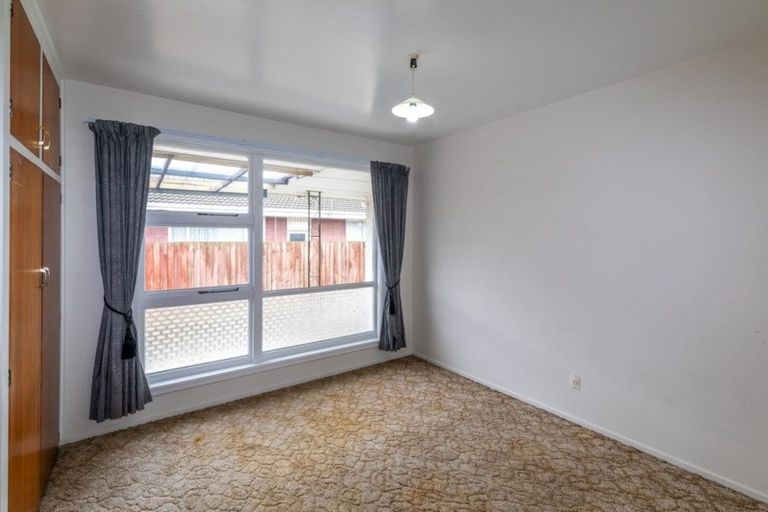 Photo of property in 141 Yaldhurst Road, Sockburn, Christchurch, 8042