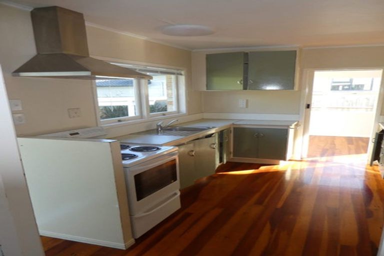 Photo of property in 49 Pohutukawa Road, Whenuapai, Auckland, 0618