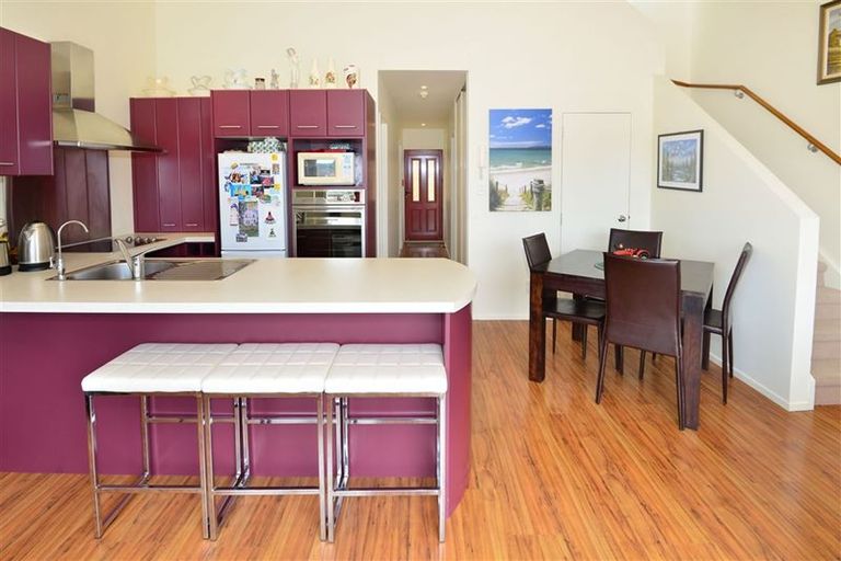 Photo of property in 33f Florence Avenue, Orewa, 0931