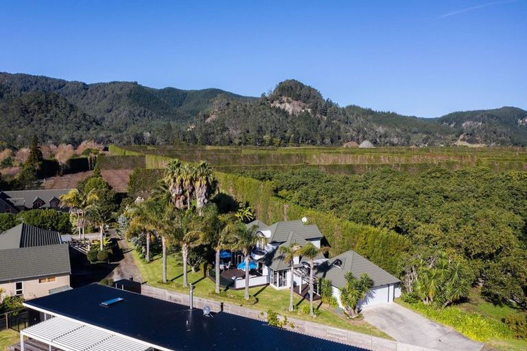 Photo of property in 98 Tangiteroria Lane, Pauanui, Hikuai, 3579