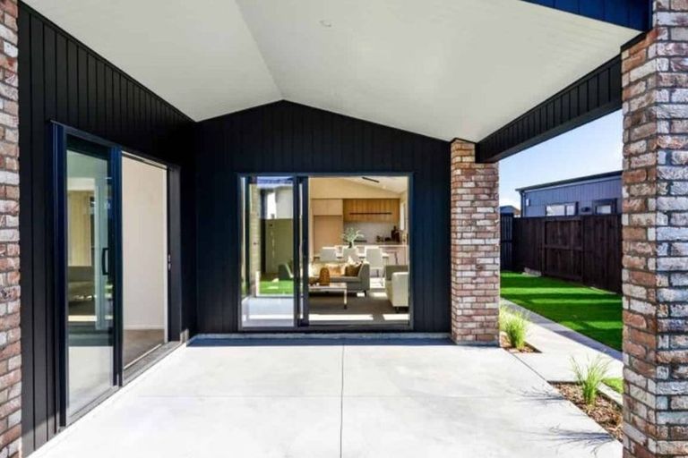Photo of property in 16 Tangaroa Street, Cambridge, 3434