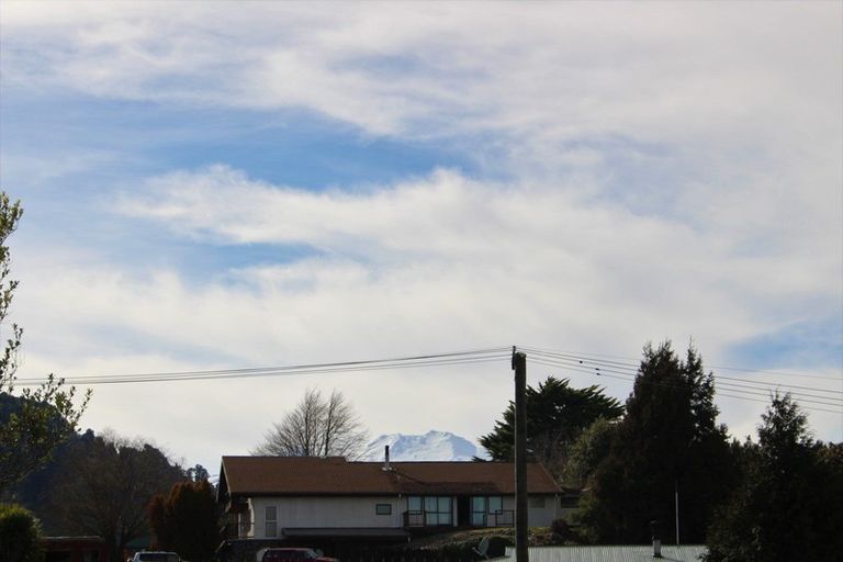 Photo of property in 3 Snowberry Lane, Ohakune, 4625