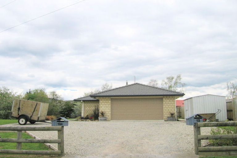 Photo of property in 12 Milne Road, Mangakakahi, Rotorua, 3015