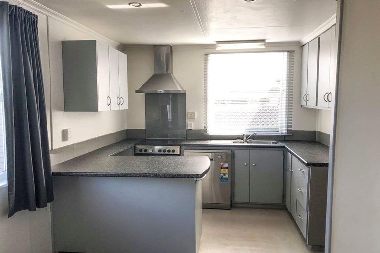 Photo of property in 70 Sedcole Street, Pahiatua, 4910