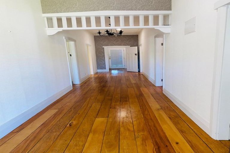 Photo of property in 67 Beach Road, Pahurehure, Papakura, 2113