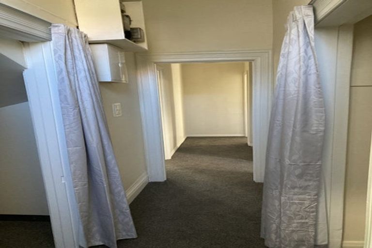 Photo of property in 11 Brougham Street, Mount Victoria, Wellington, 6011