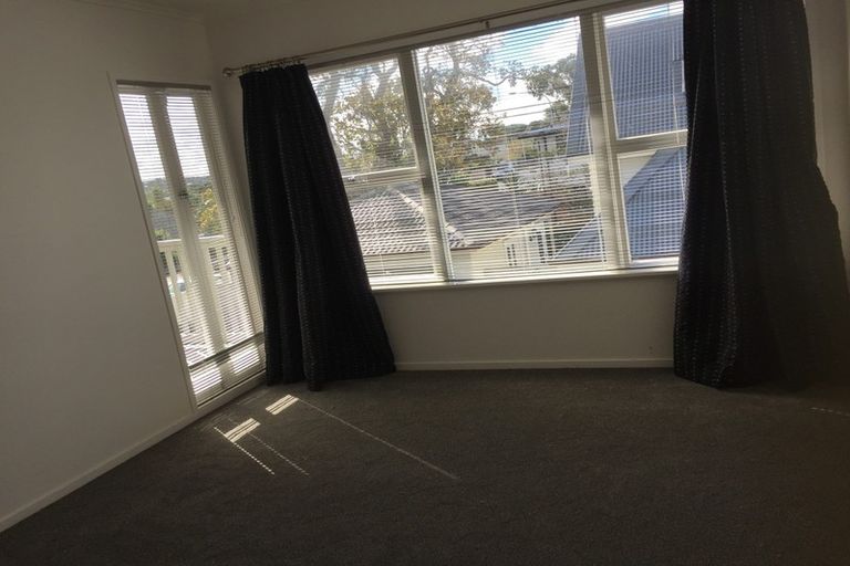 Photo of property in 4/221 Hurstmere Road, Takapuna, Auckland, 0622