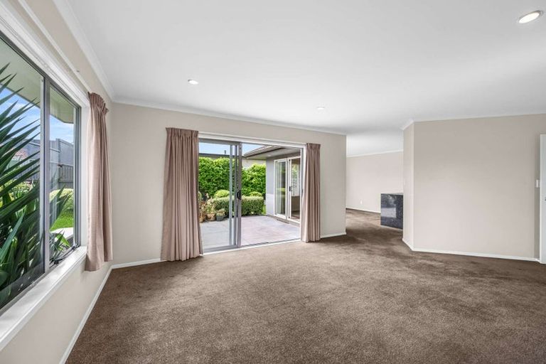 Photo of property in 102a Lumsden Road, Akina, Hastings, 4122