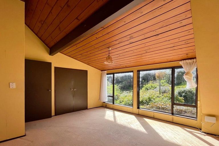 Photo of property in 17 Kay Road, Swanson, Auckland, 0614