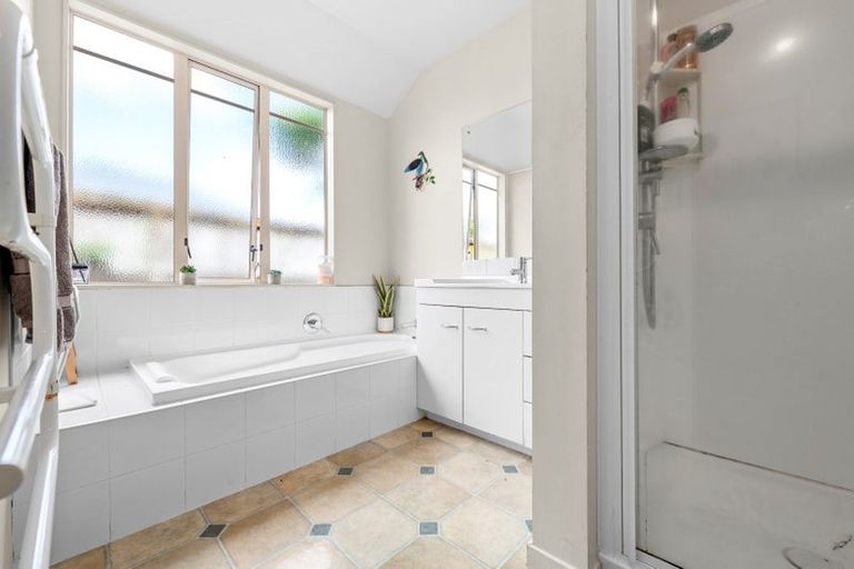 Photo of property in 394 Peachgrove Road, Fairfield, Hamilton, 3214