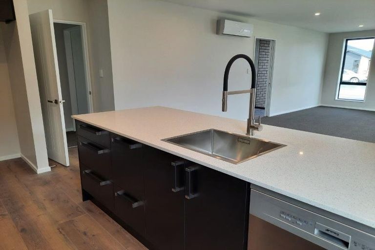 Photo of property in 19 Nathaniel Archer Street, Woodend, 7610