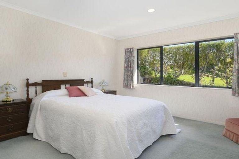 Photo of property in 8 Lynwood Place, Brookfield, Tauranga, 3110