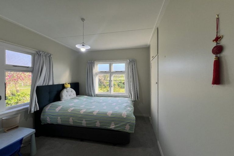 Photo of property in 92 Rahui Road, Otaki, 5512