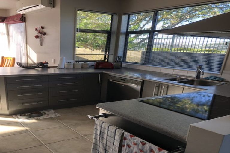 Photo of property in 7a Truscott Avenue, Johnsonville, Wellington, 6037