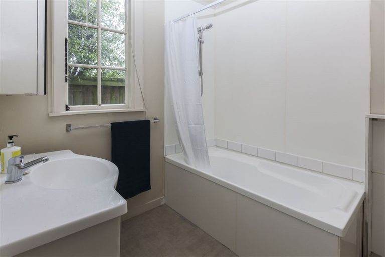 Photo of property in 74 Brockworth Place, Riccarton, Christchurch, 8011