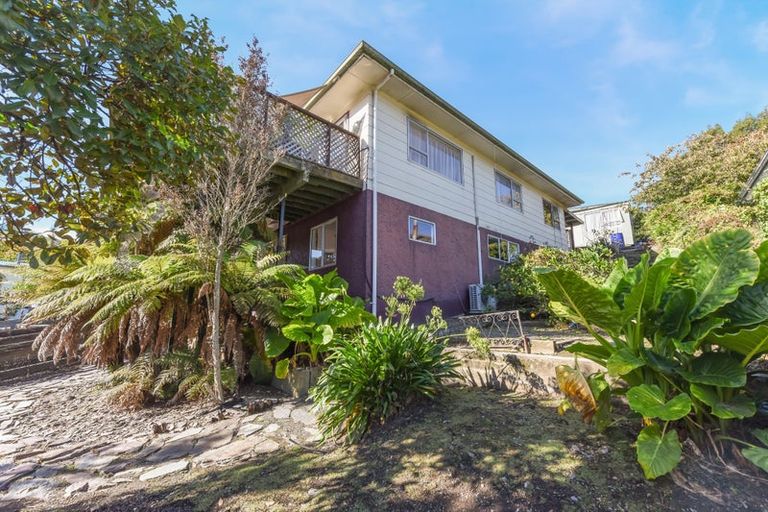 Photo of property in 10 Scotia Street, Wakatu, Nelson, 7011