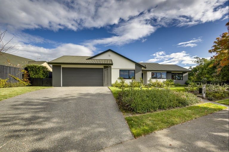 Photo of property in 5 Woodlands Drive, Havelock North, 4130