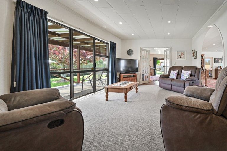 Photo of property in 25 Watson Road, Karamu, Hastings, 4172