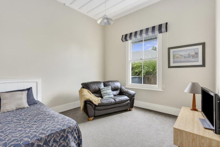 Photo of property in 42 Moore Street, Leamington, Cambridge, 3432