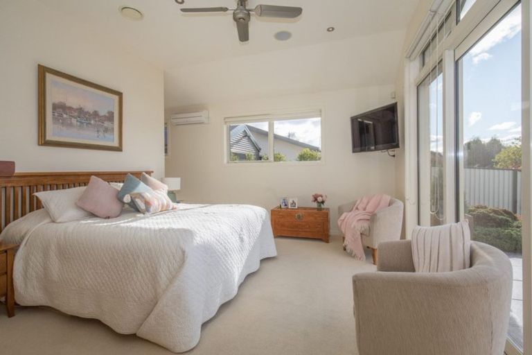 Photo of property in 22 Old Station Avenue, Wanaka, 9305