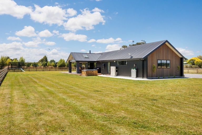 Photo of property in 151 Nannestads Line, Bunnythorpe, Palmerston North, 4775