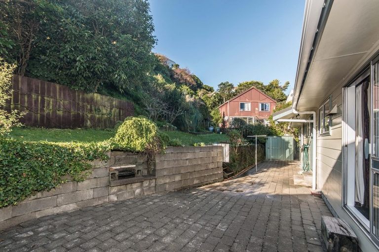 Photo of property in 9 Tralee Place, Johnsonville, Wellington, 6037