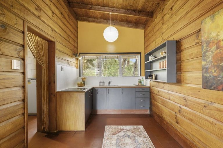 Photo of property in 6 Brown Road, Ohope, 3121