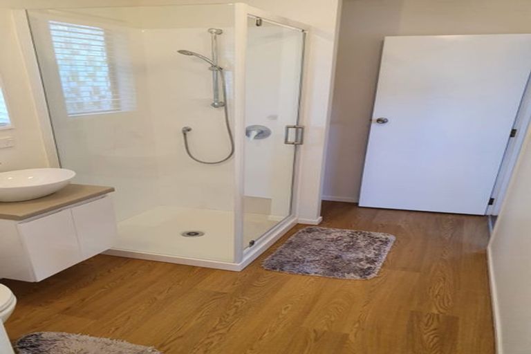 Photo of property in 146 Glendhu Road, Bayview, Auckland, 0629