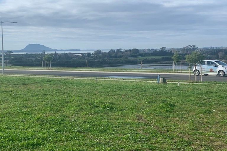 Photo of property in 12 Kahawai Place, Omokoroa, 3114