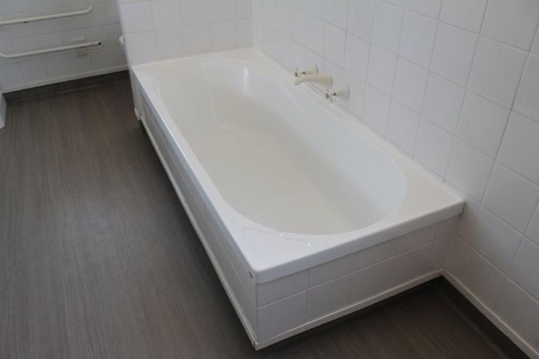 Photo of property in 69a Howe Street, Howick, Auckland, 2014